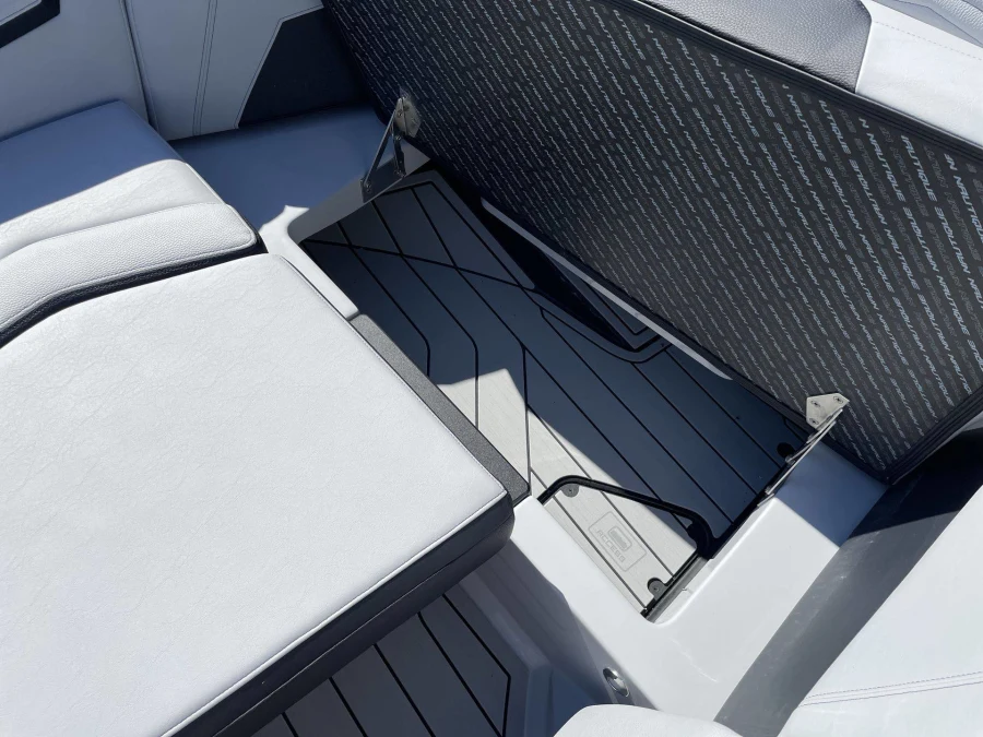 2027-nautique-g23-147362-image18