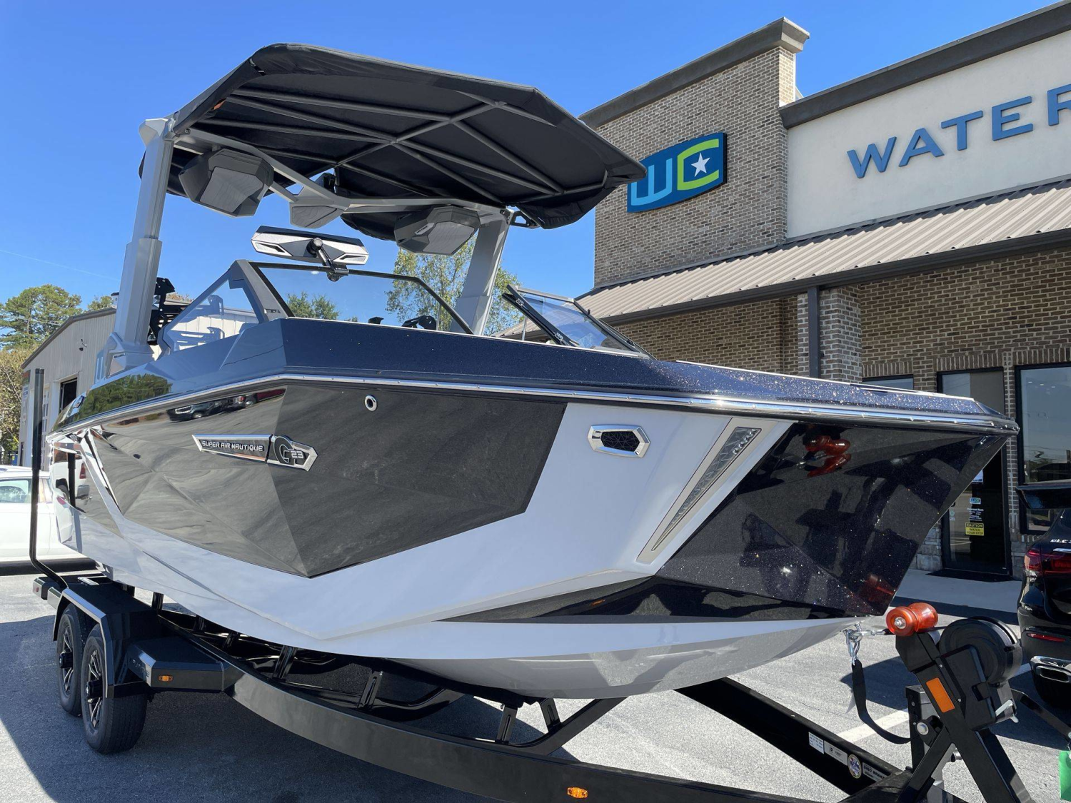 2027 Nautique G23