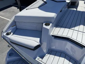 2027-nautique-g23-147362-image4