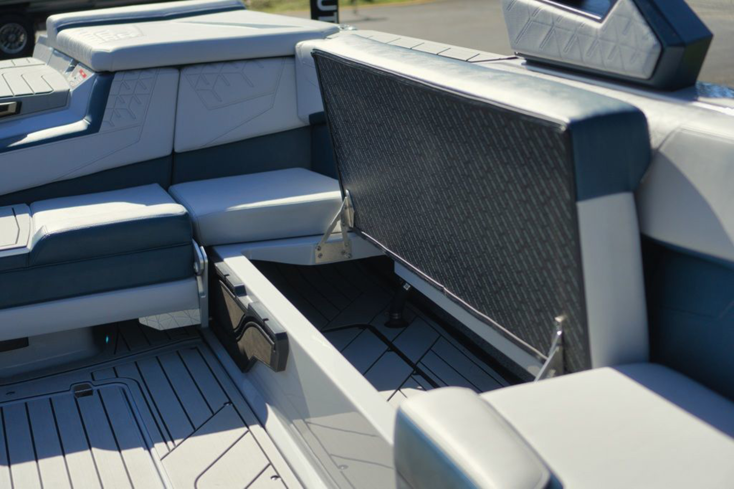 2027 Nautique Super Air Nautique S25