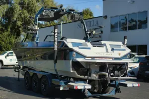 2027-nautique-s25-147363-image3