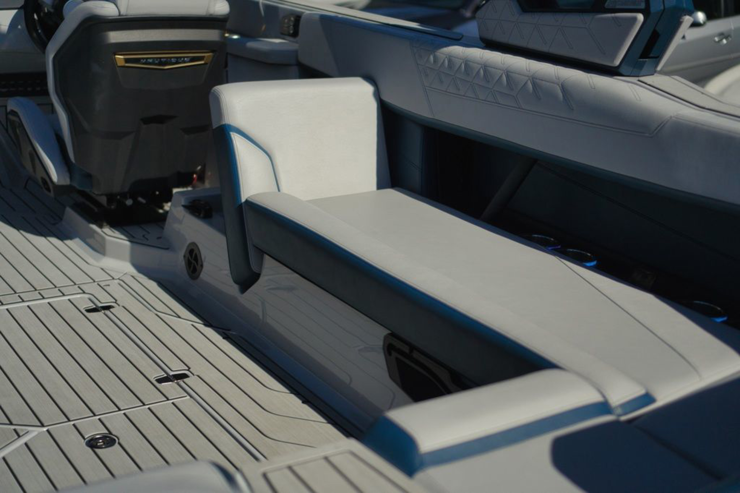 2027 Nautique Super Air Nautique S25