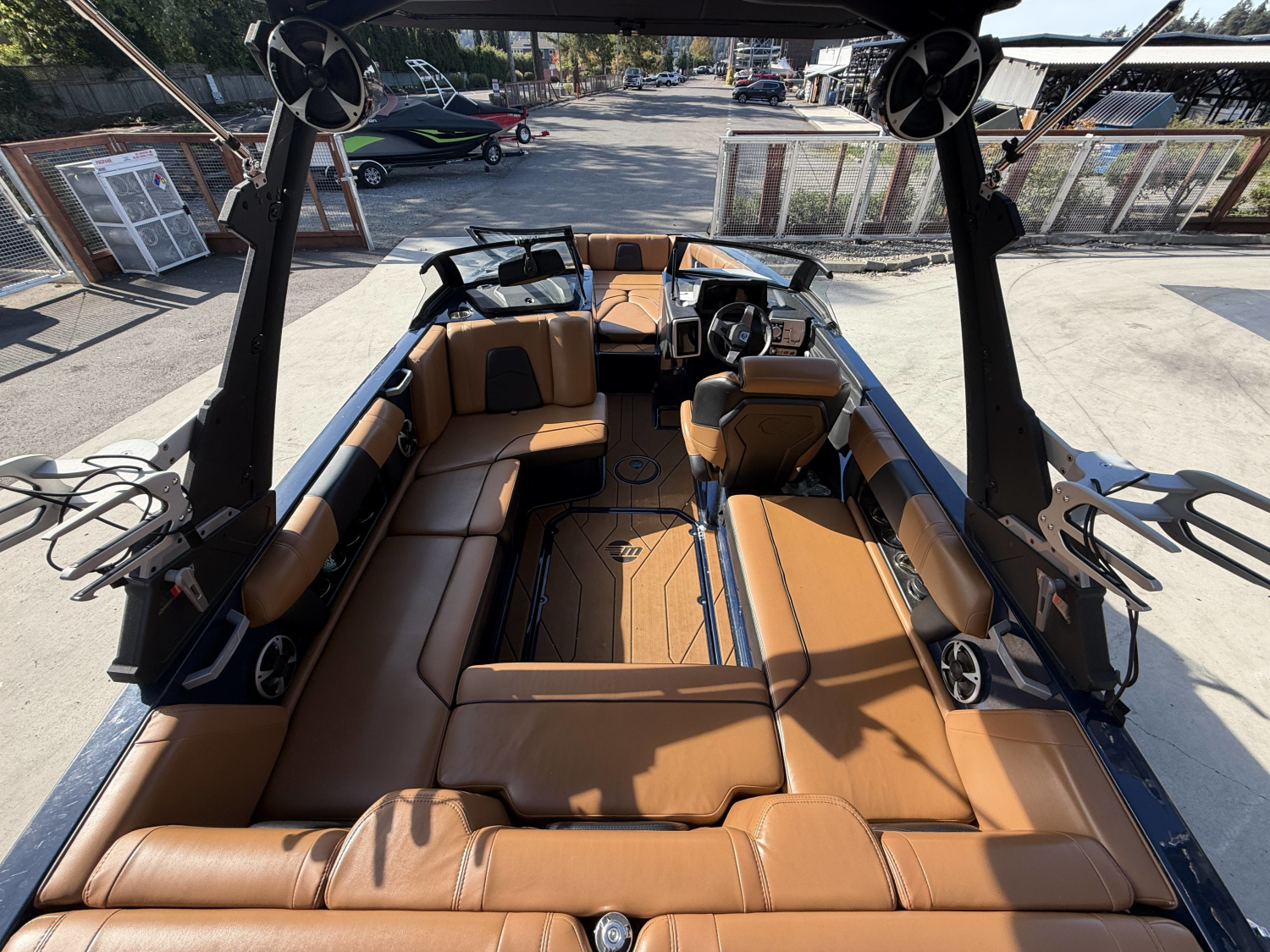 2021 Malibu 21 MLX