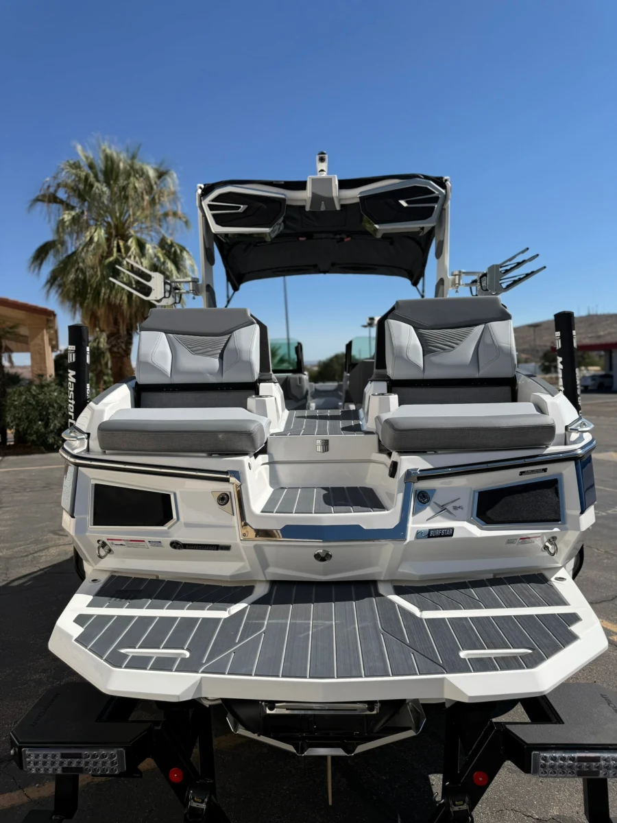2027-mastercraft-x24-147370-image12
