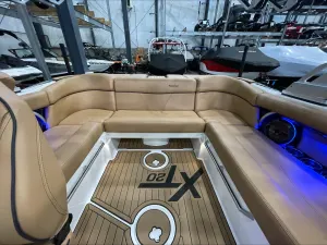 2021-mastercraft-xt20-147389-image12