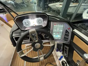 2021-mastercraft-xt20-147389-image18