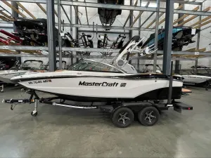 2021-mastercraft-xt20-147389-image2