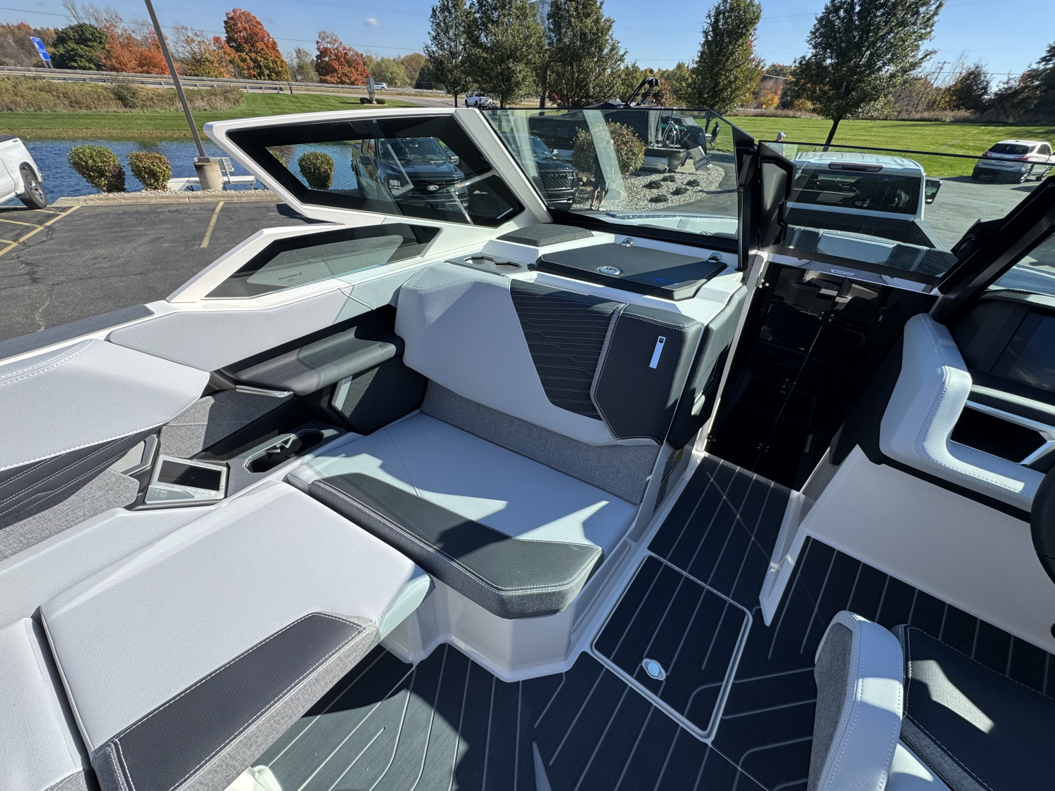 2027 MasterCraft X22