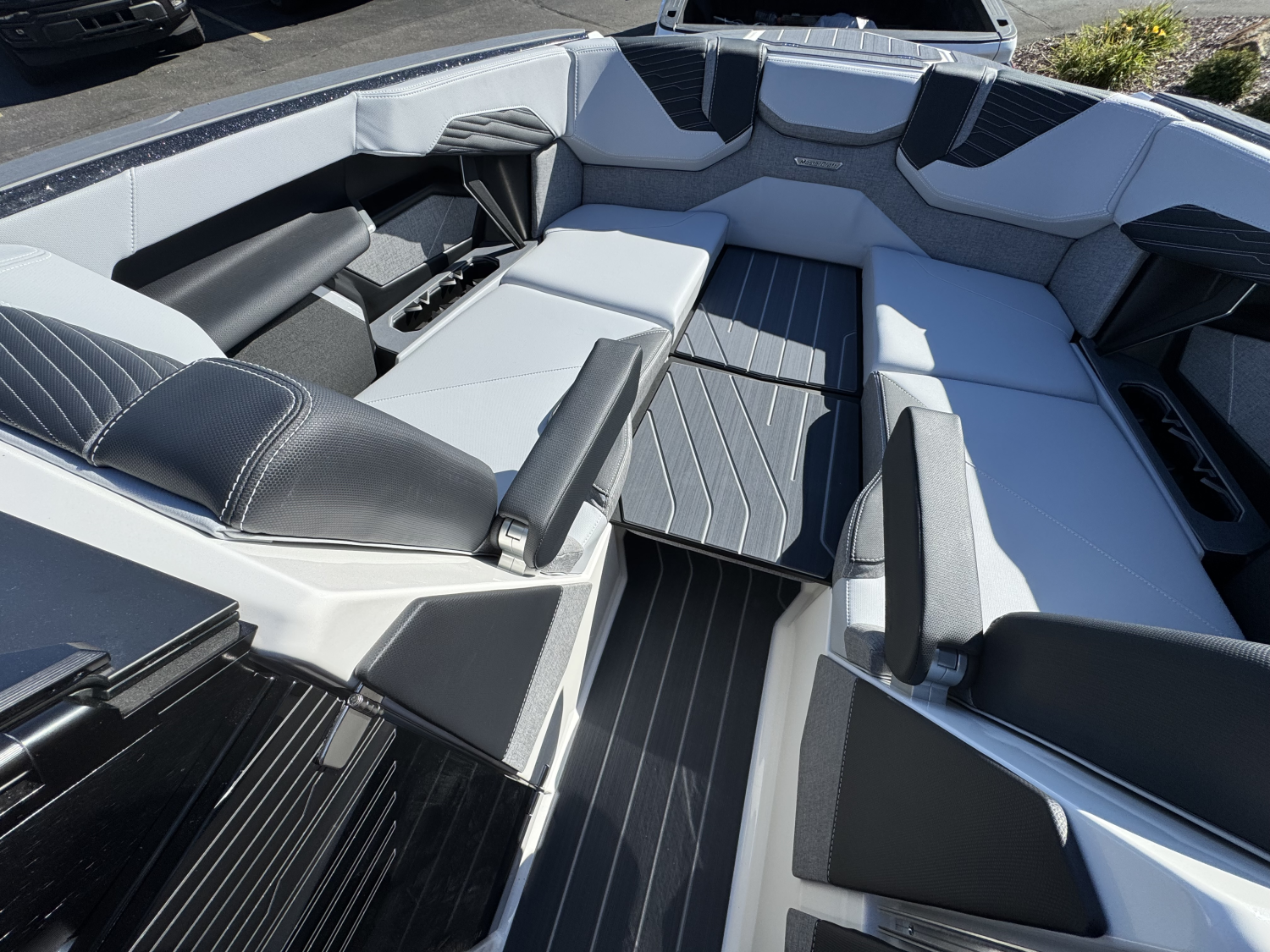 2027 MasterCraft X22