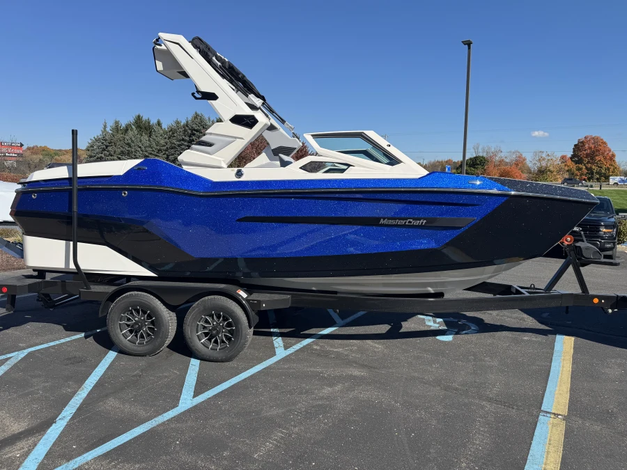 2027-mastercraft-x22-147391-image5