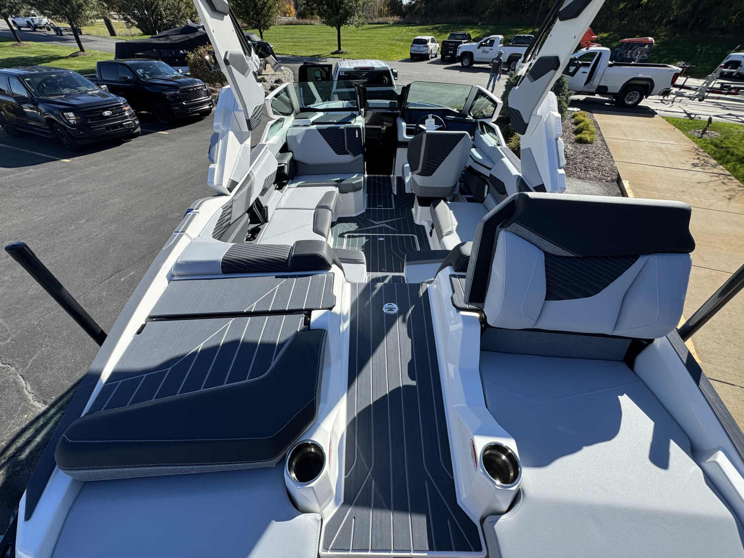 2027 MasterCraft X22