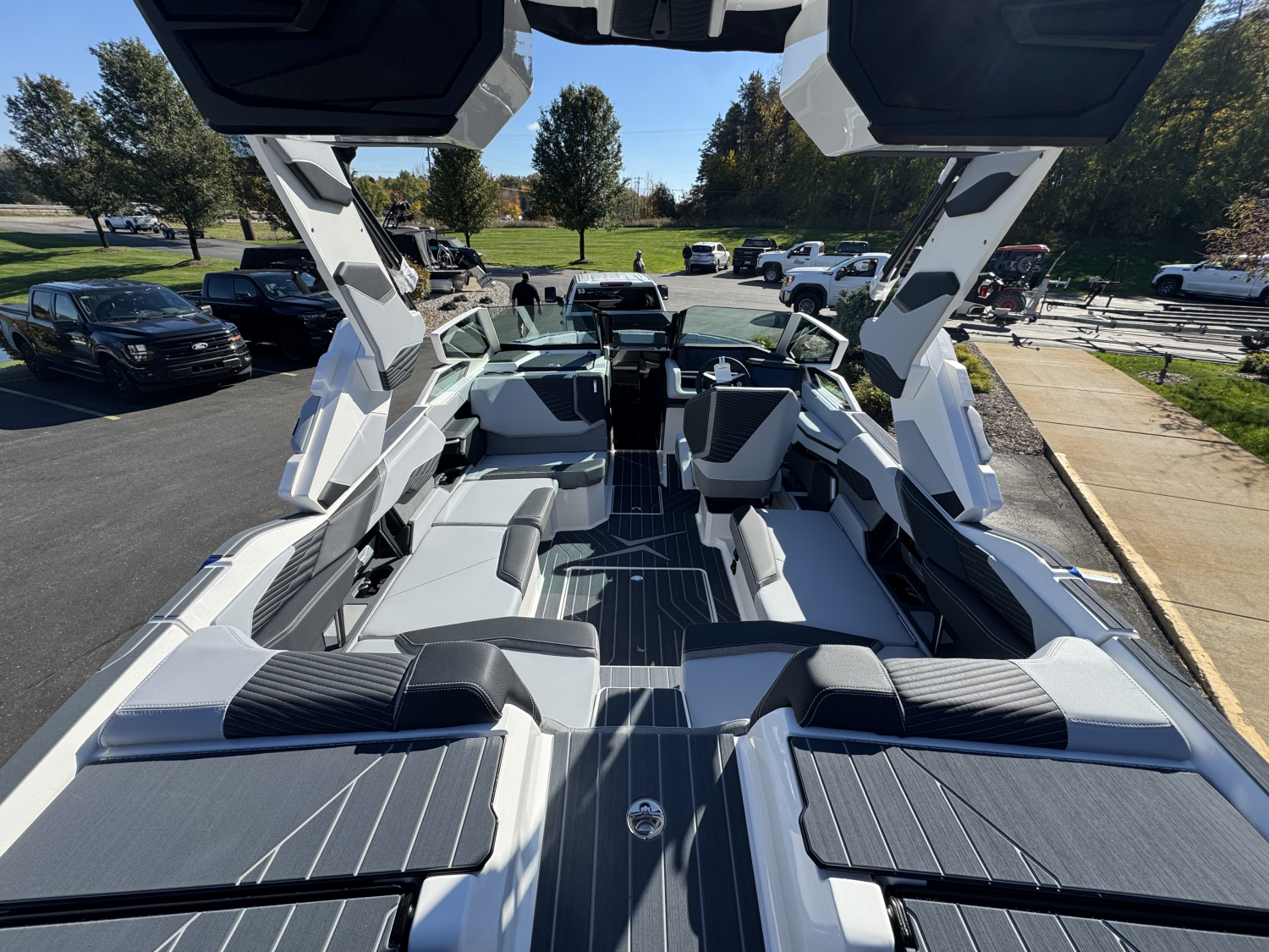 2027 MasterCraft X22