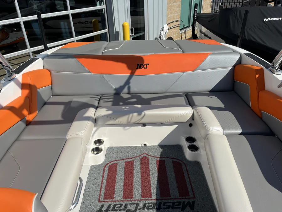 2016-mastercraft-nxt22-147392-image10