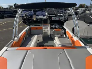2016-mastercraft-nxt22-147392-image4