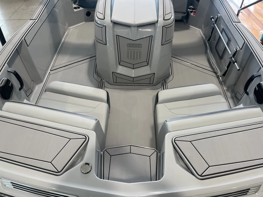 2027-mastercraft-prostar-147394-image5