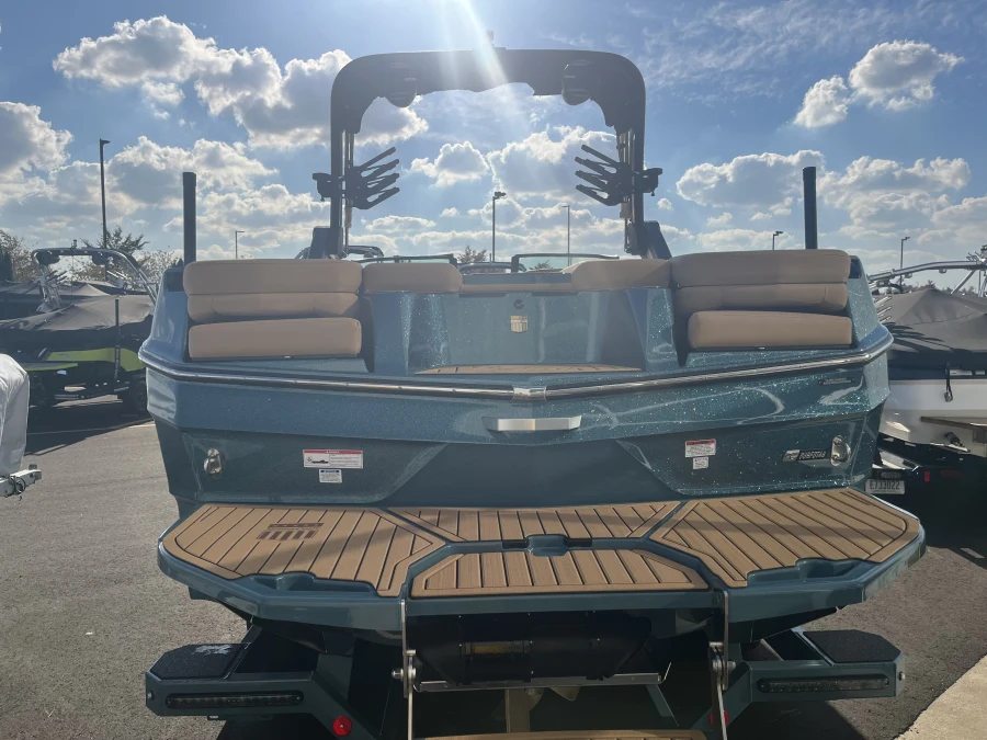 2027-mastercraft-xt24-147395-image3