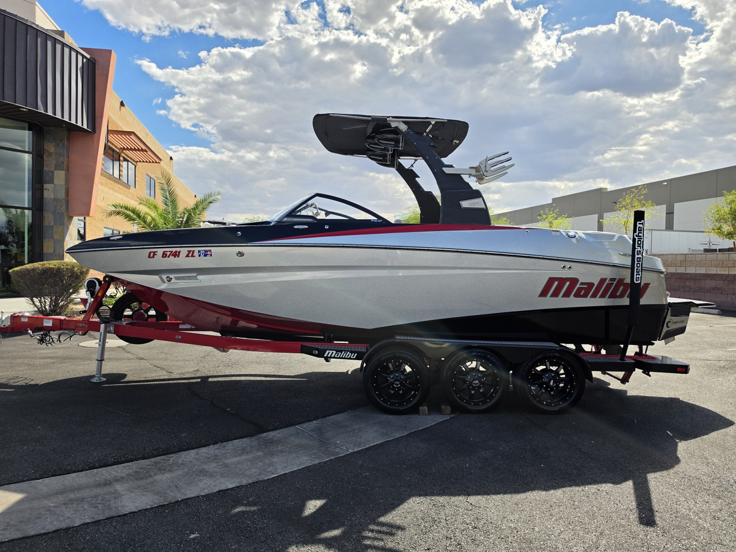 2018 Malibu Boats M235