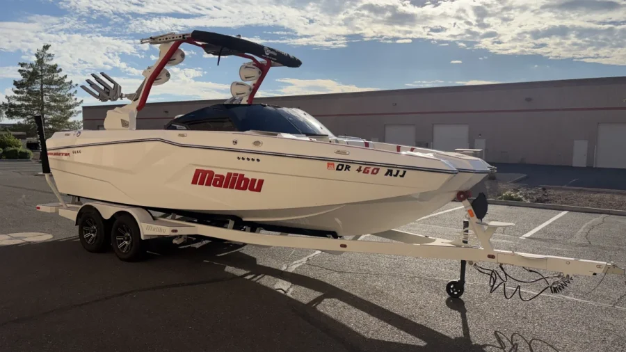 2024-malibu--wakesetter-23-mxz-147407-image1.webp