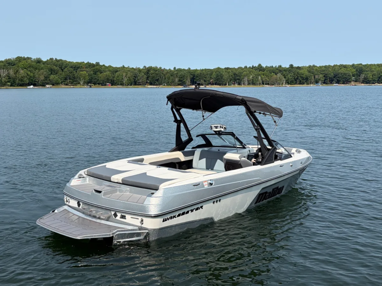 2022 Malibu Wakesetter 20 VTX