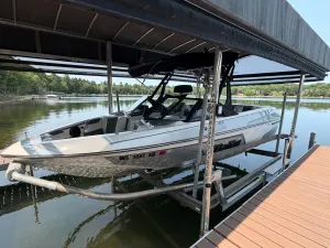 2022-malibu-wakesetter-vtx-147427-image6.webp