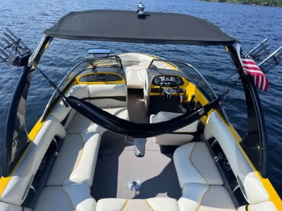 2006-malibu-wakesetter-vlx-147429-image11.webp
