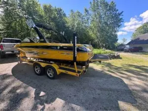 2006-malibu-wakesetter-vlx-147429-image3.webp