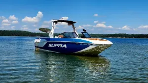 2021 Supra Boats SL Icon