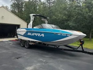2021 Supra Boats SL Icon