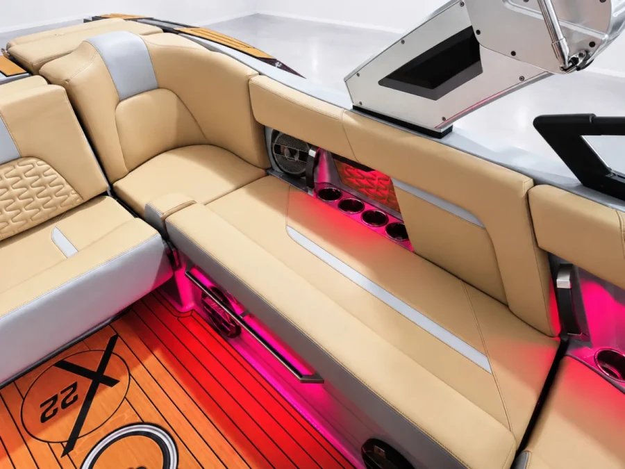 2022-mastercraft-x22-147450-image13.webp