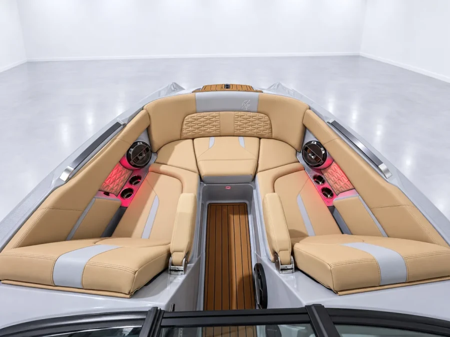 2022-mastercraft-x22-147450-image16.webp