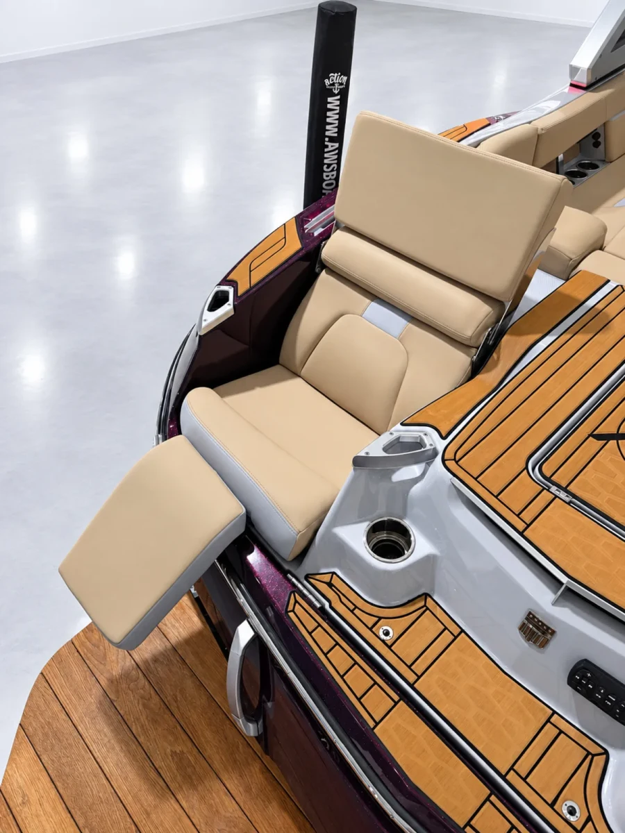 2022-mastercraft-x22-147450-image21.webp