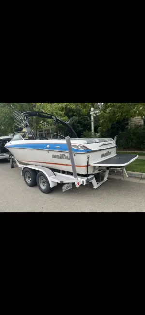 2006-malibu-wakesetter-vlx-147453-image0.webp