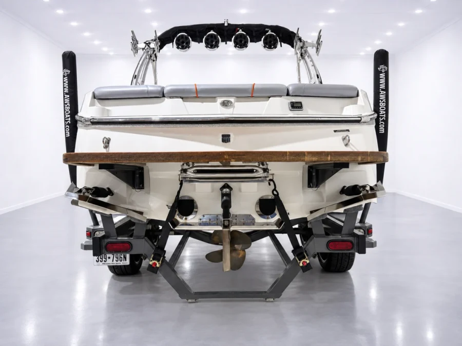 2016-mastercraft-nxt22-147456-image1.webp