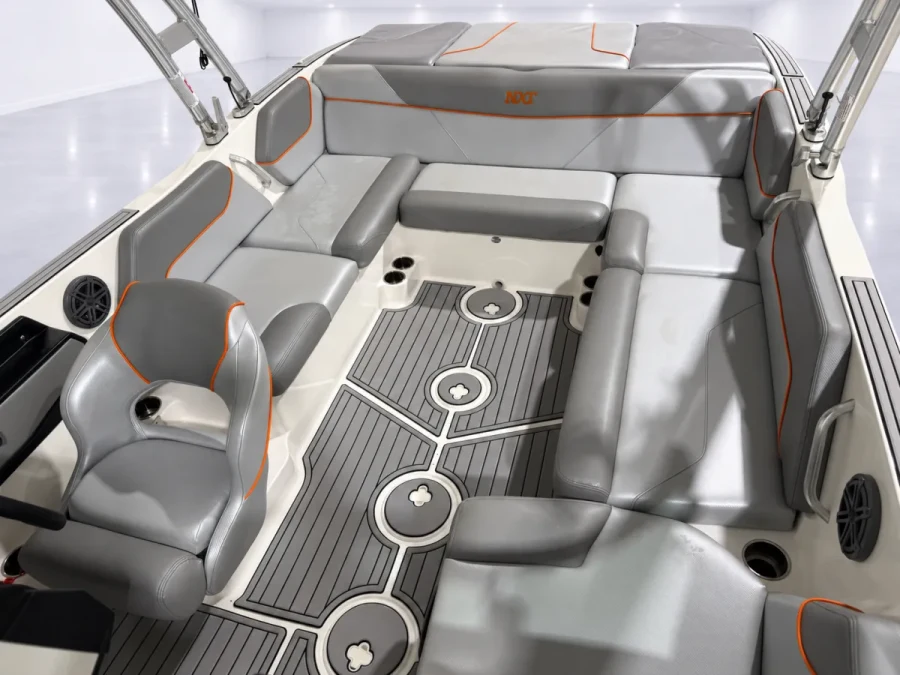 2016-mastercraft-nxt22-147456-image6.webp