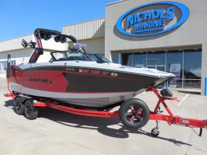 2023-mastercraft-x-star-147457-image1.webp