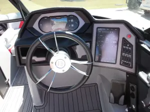 2023-mastercraft-x-star-147457-image15.webp