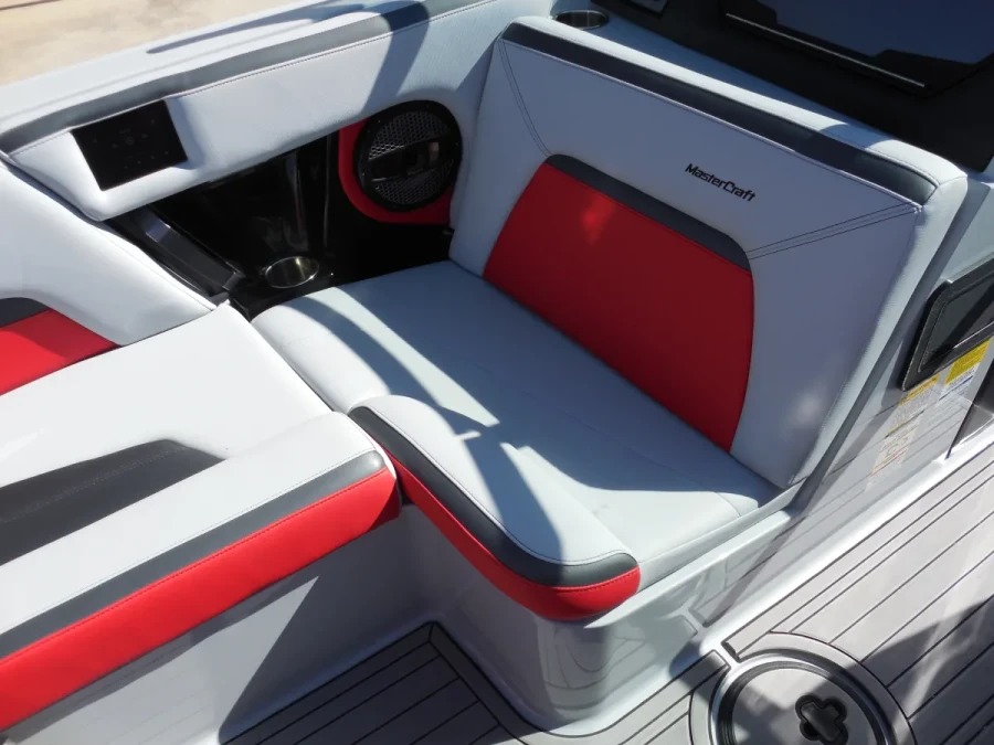 2023-mastercraft-x-star-147457-image16.webp