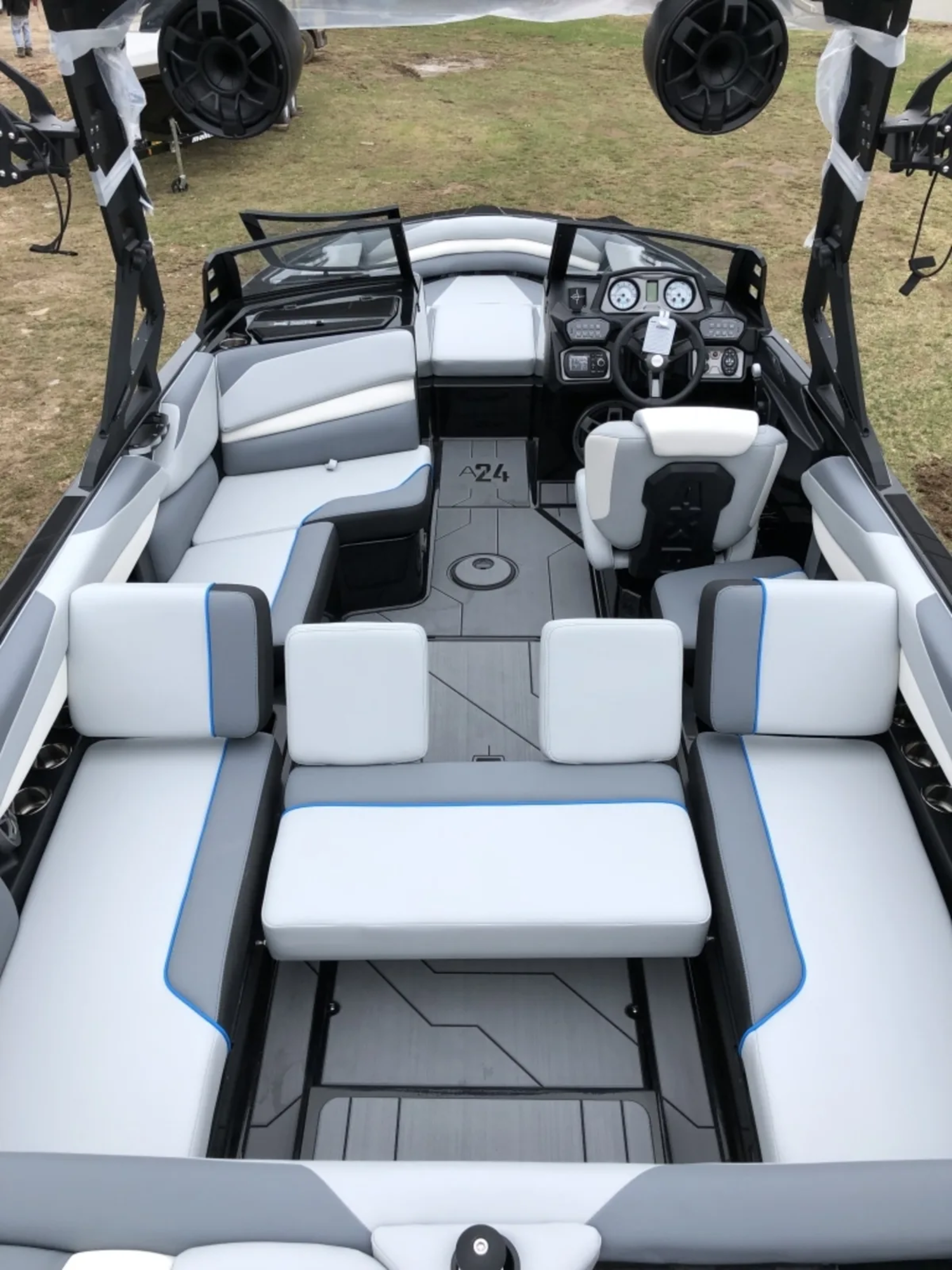 2019 Axis Boats A24