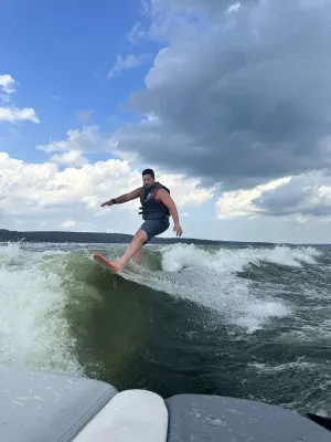 2019-axis-a24-147461-image3.webp