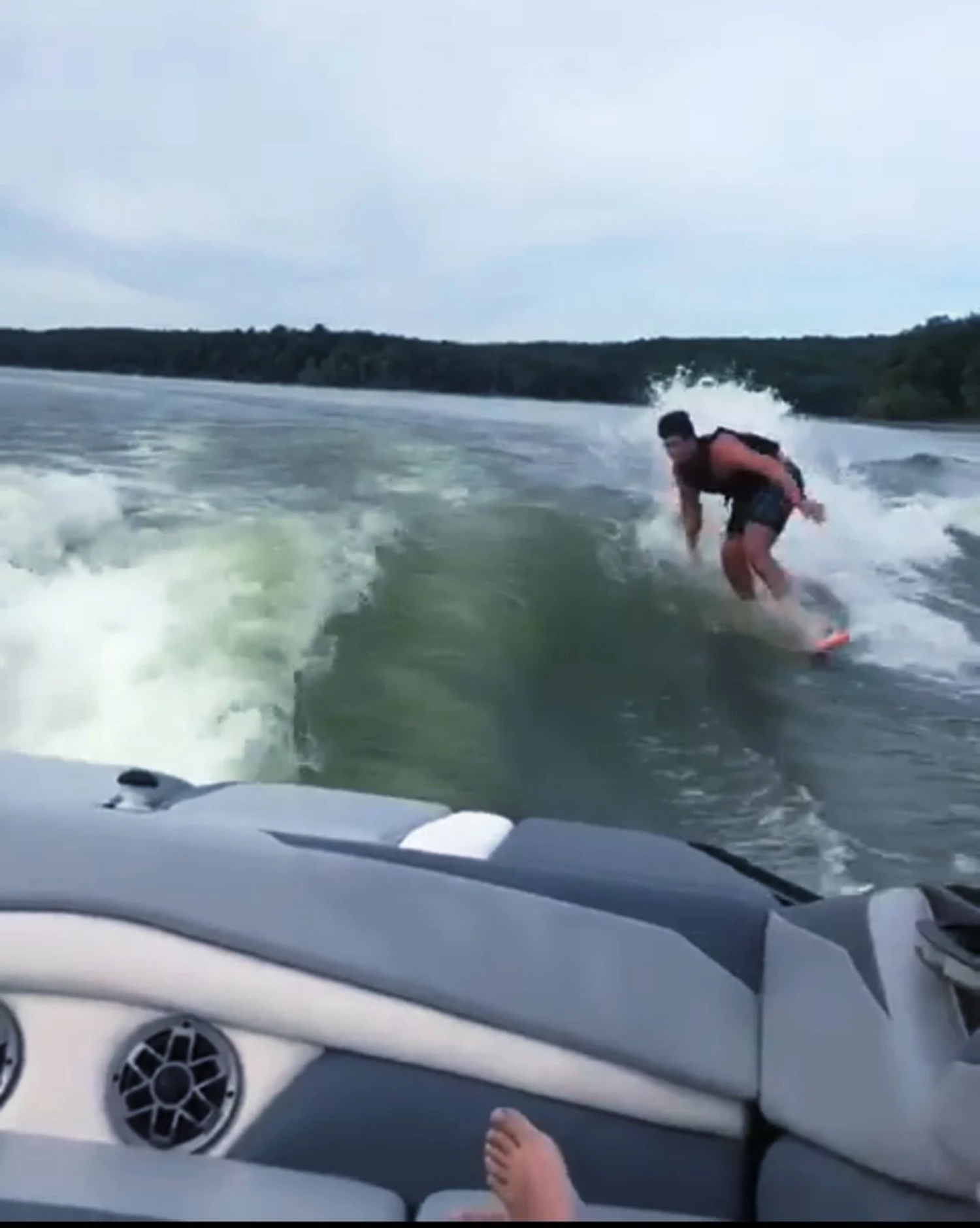2019 Axis Boats A24