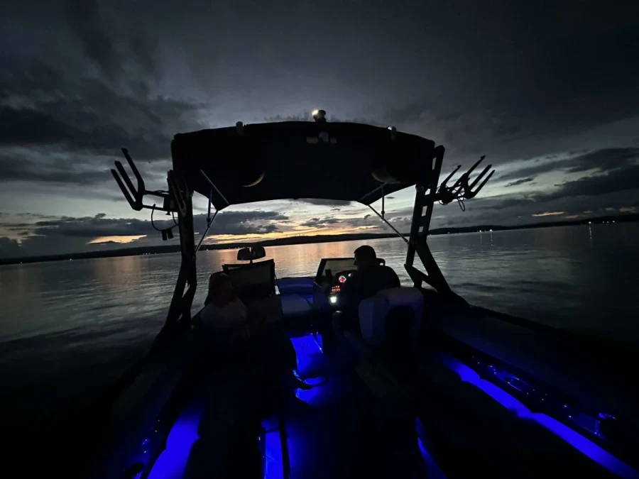 2019-axis-a24-147461-image7.webp