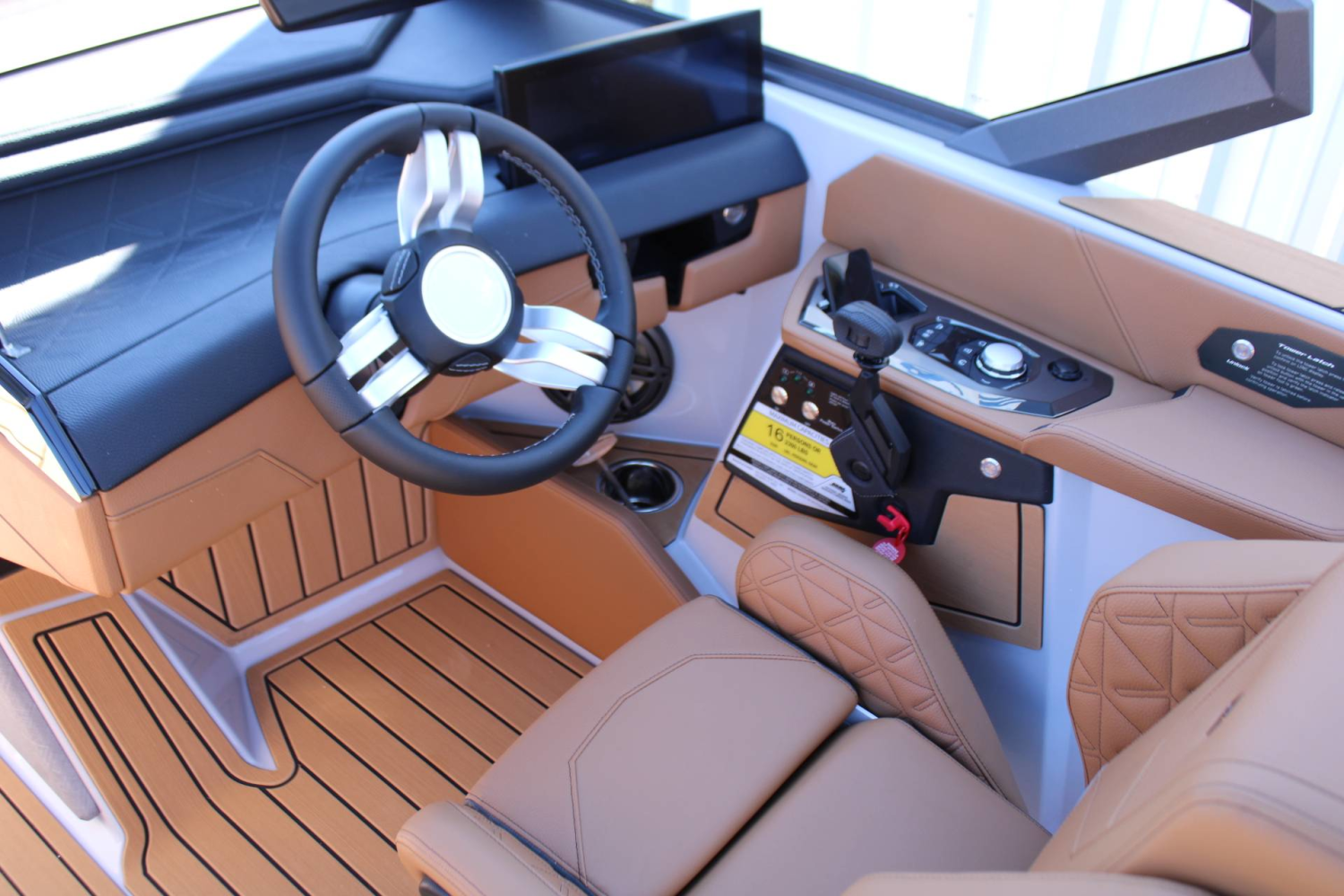 2027 Nautique S23