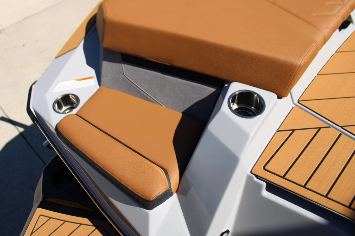 2027 Nautique S23