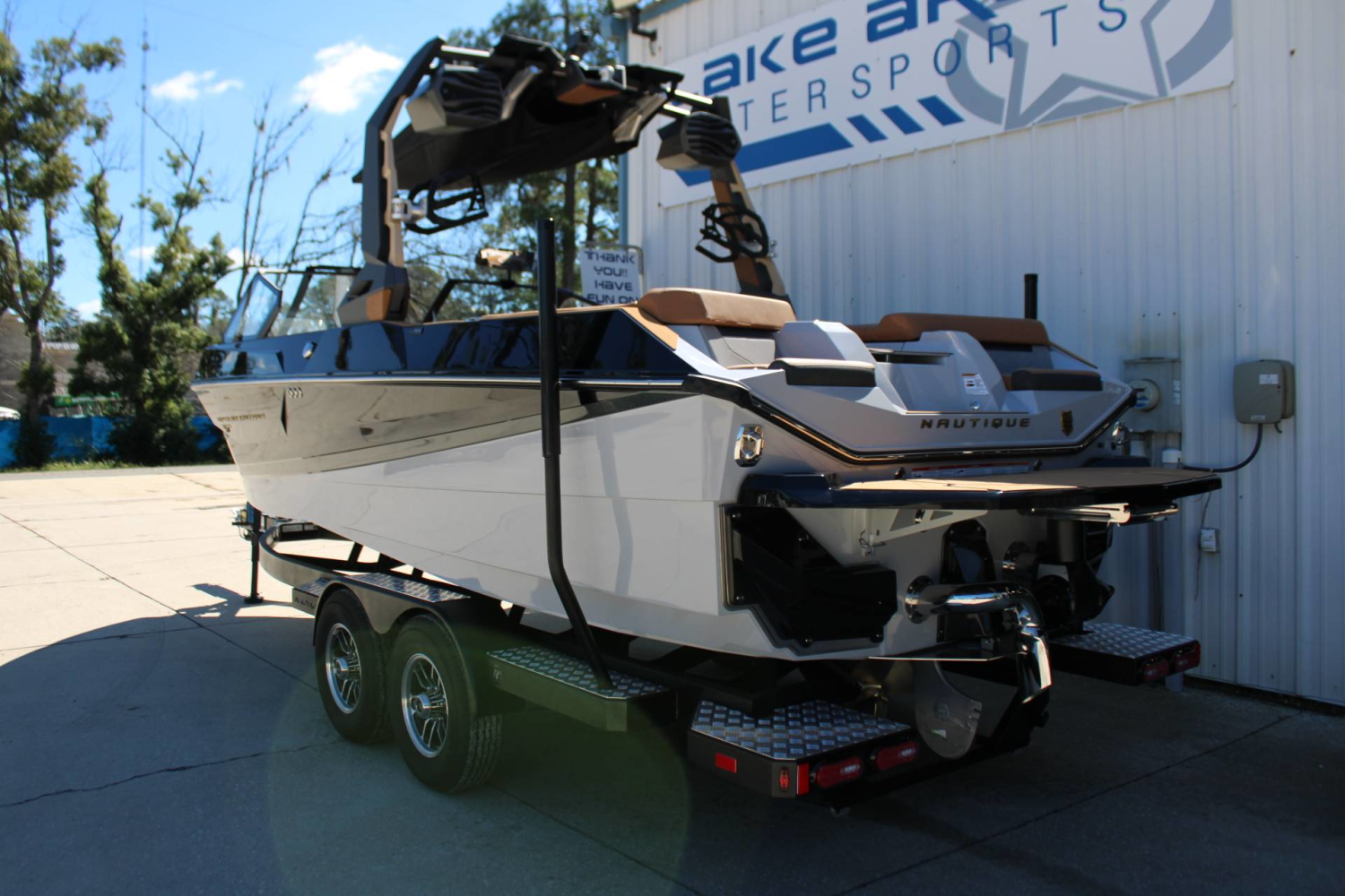 2027 Nautique S23