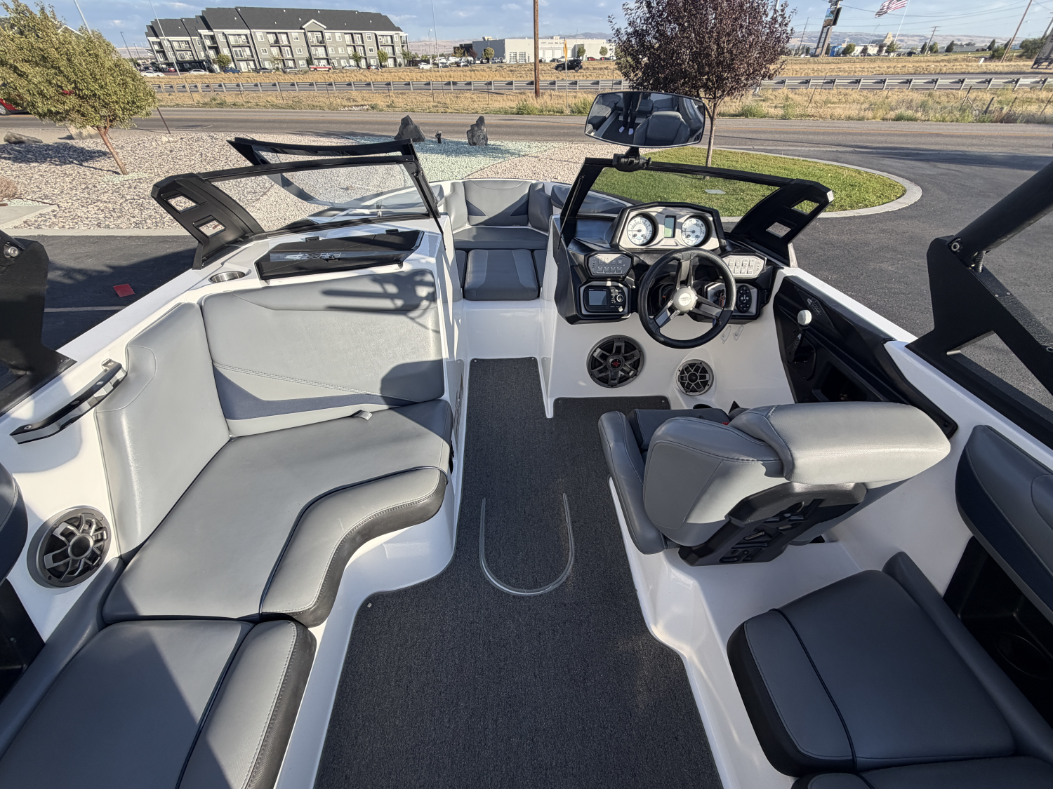 2019 Axis Boats T23