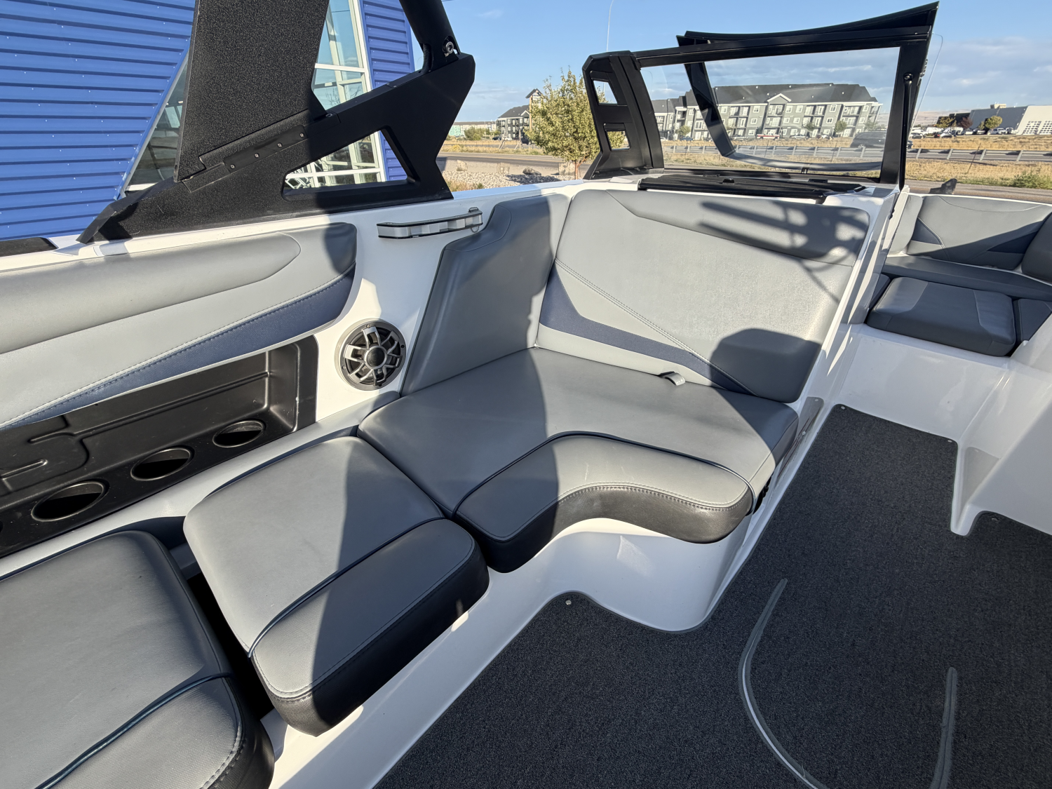 2019 Axis Boats T23