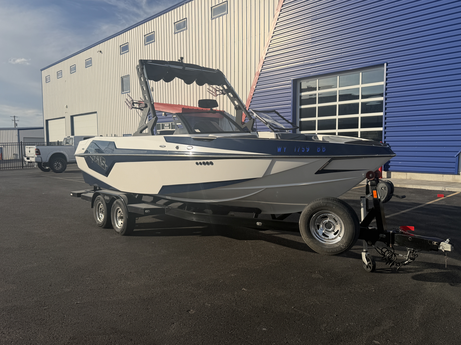 2019 Axis Boats T23