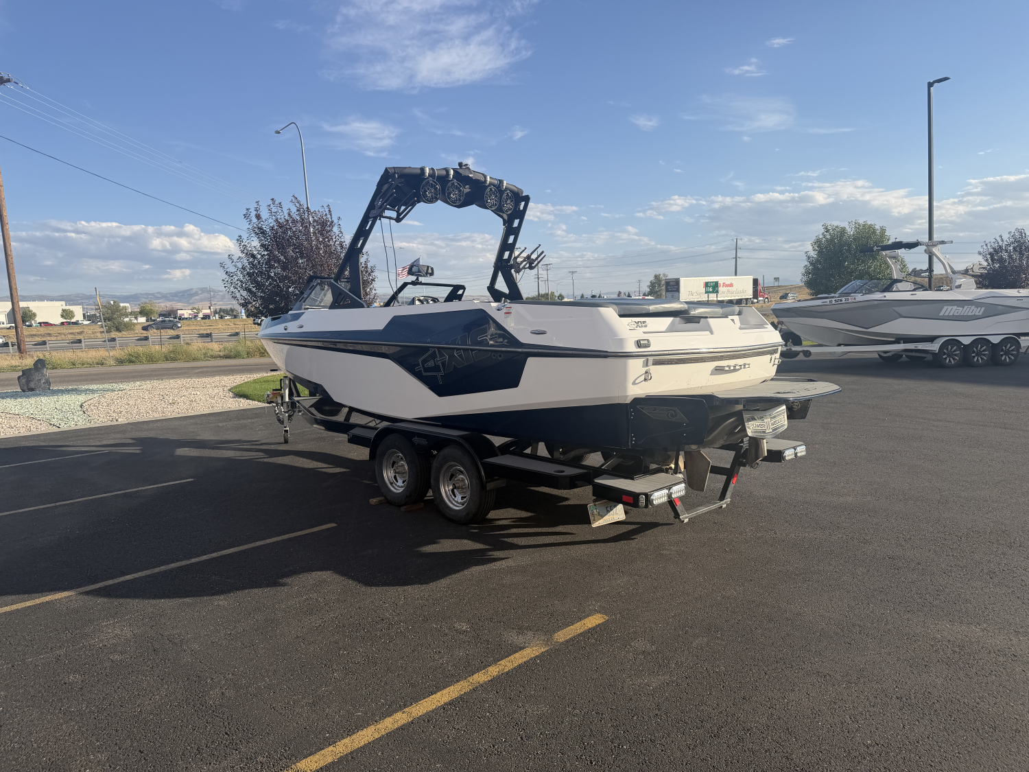 2019 Axis Boats T23