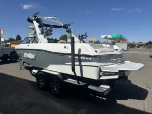 2022-malibu-wakesetter-23-lsv-147484-image5