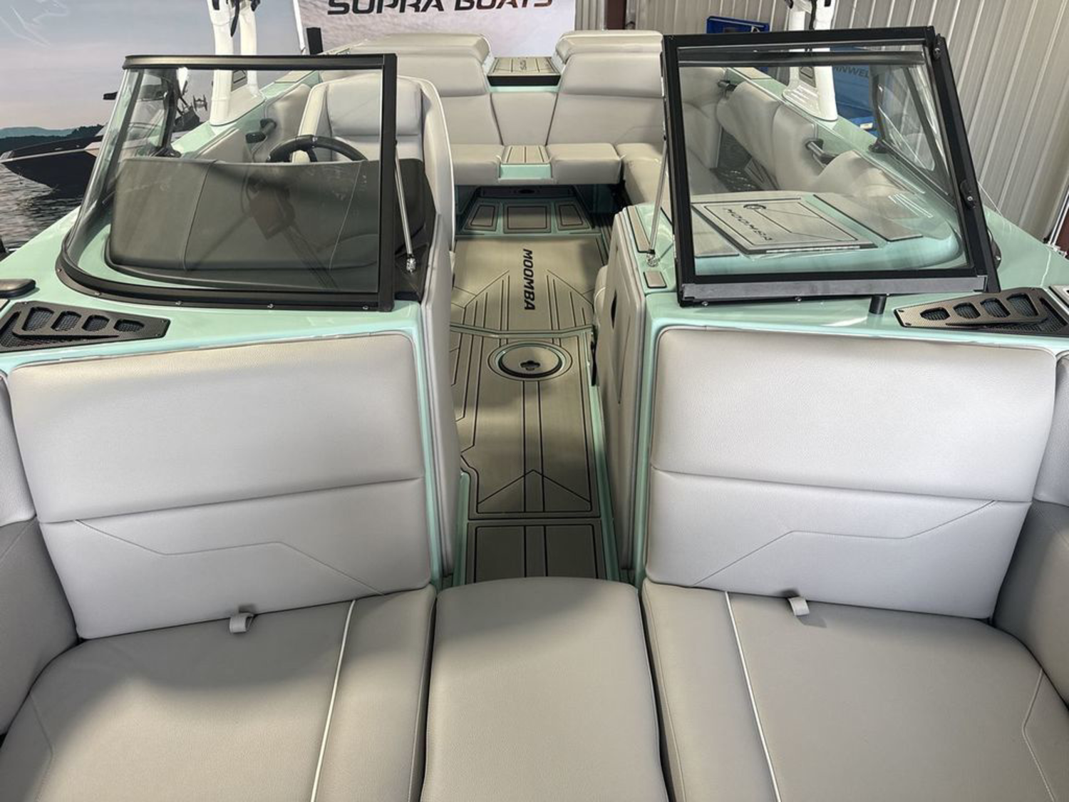 2027 MOOMBA Max